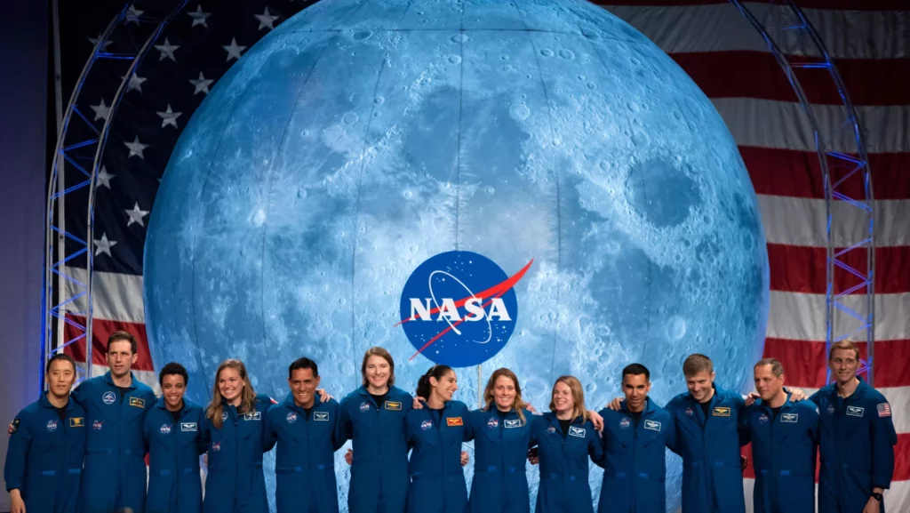NASA plans missions to moon, Jupiter, metal world