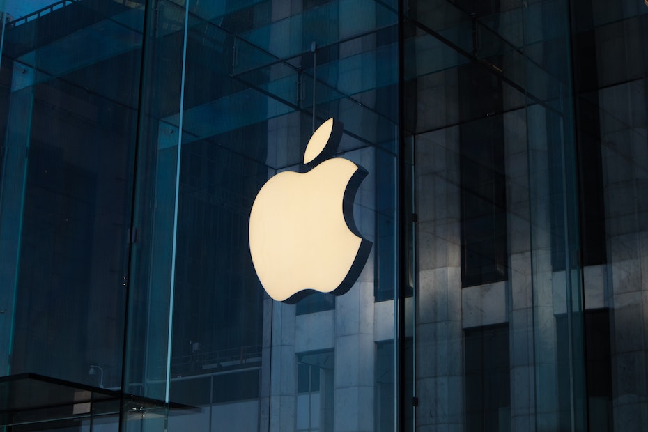 Italian regulator probes Apple over market dominance