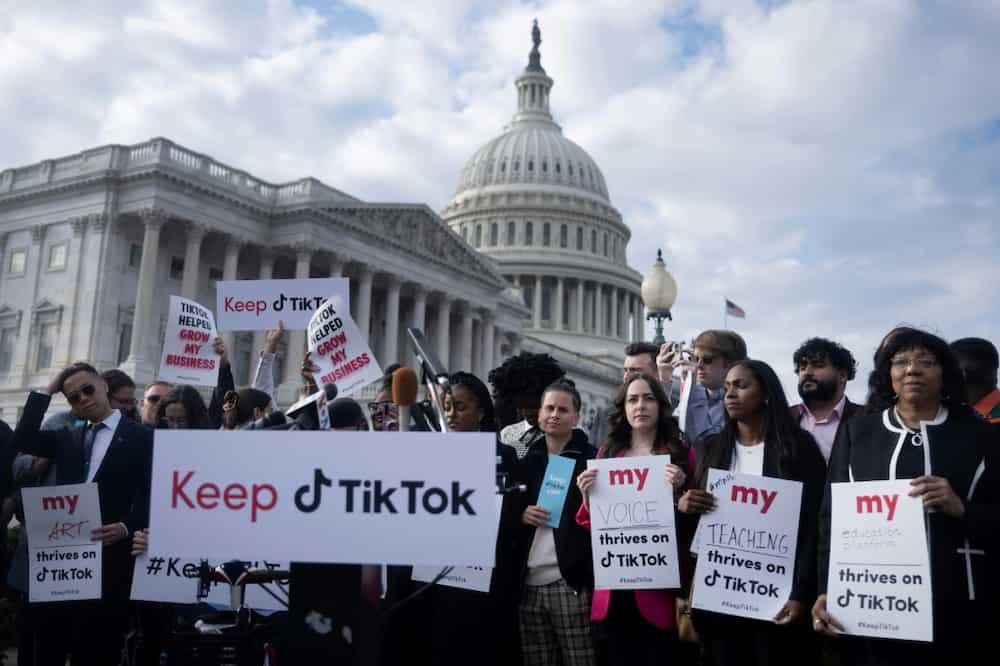 US senators protest TikTok ban