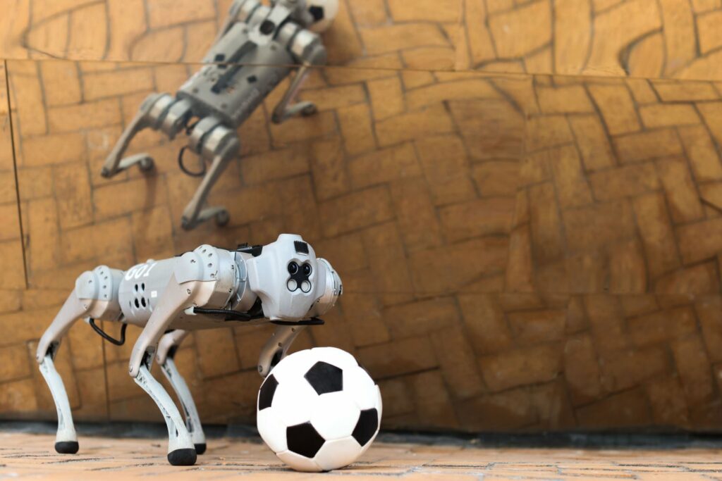 MIT builds robot that can play football