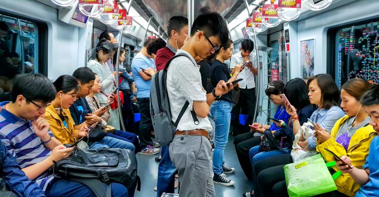China issues draft guidelines to tackle online abuse